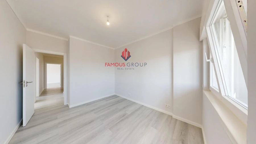 Apartamento T3 para Venda em Portimão Foto 27