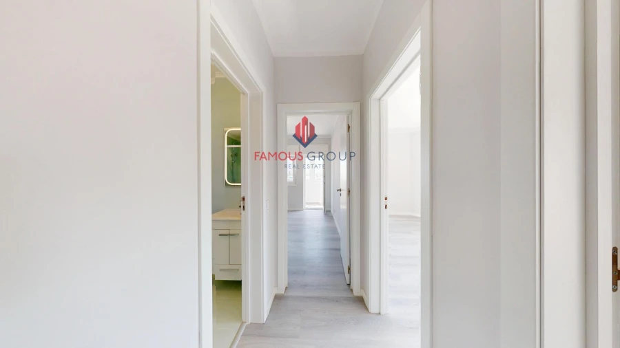 Apartamento T3 para Venda em Portimão Foto 7