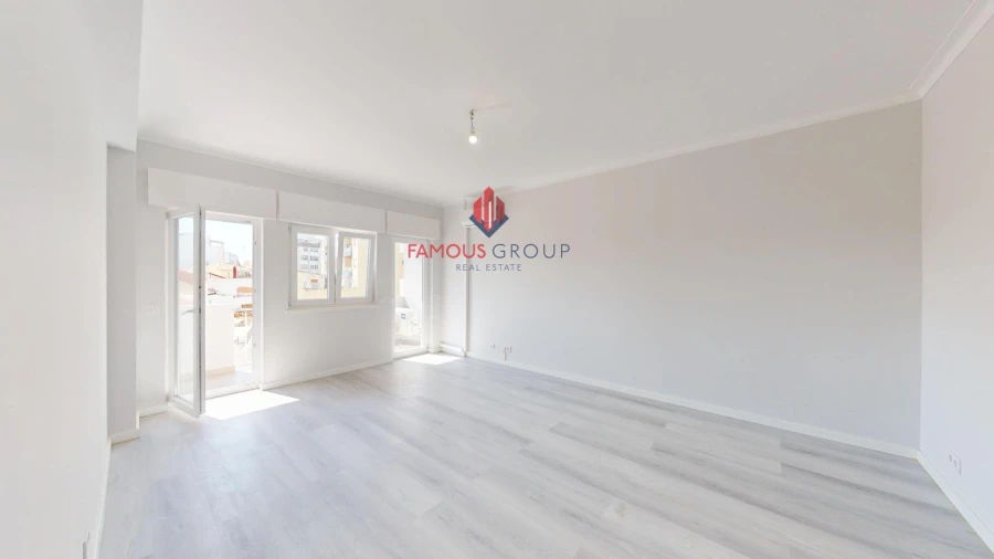 Apartamento T3 para Venda em Portimão Foto 9