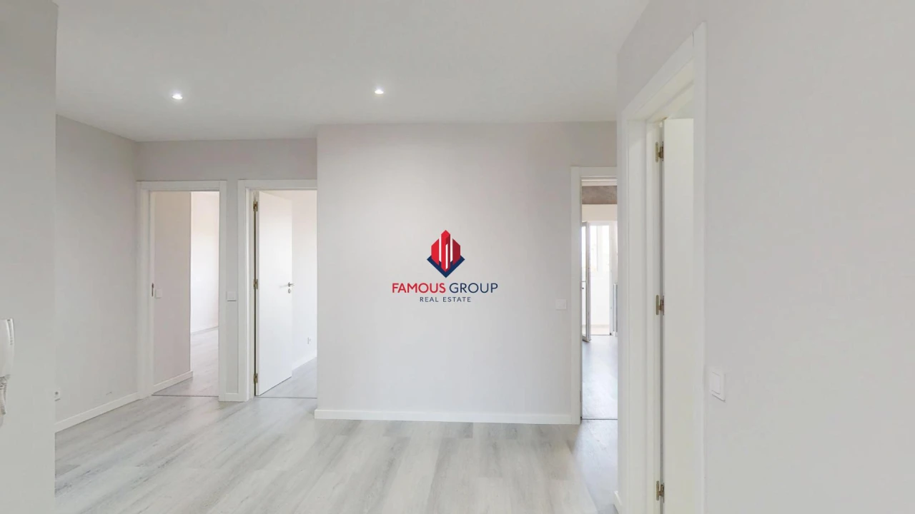 Apartamento T2 para Venda em Quarteira Foto 24