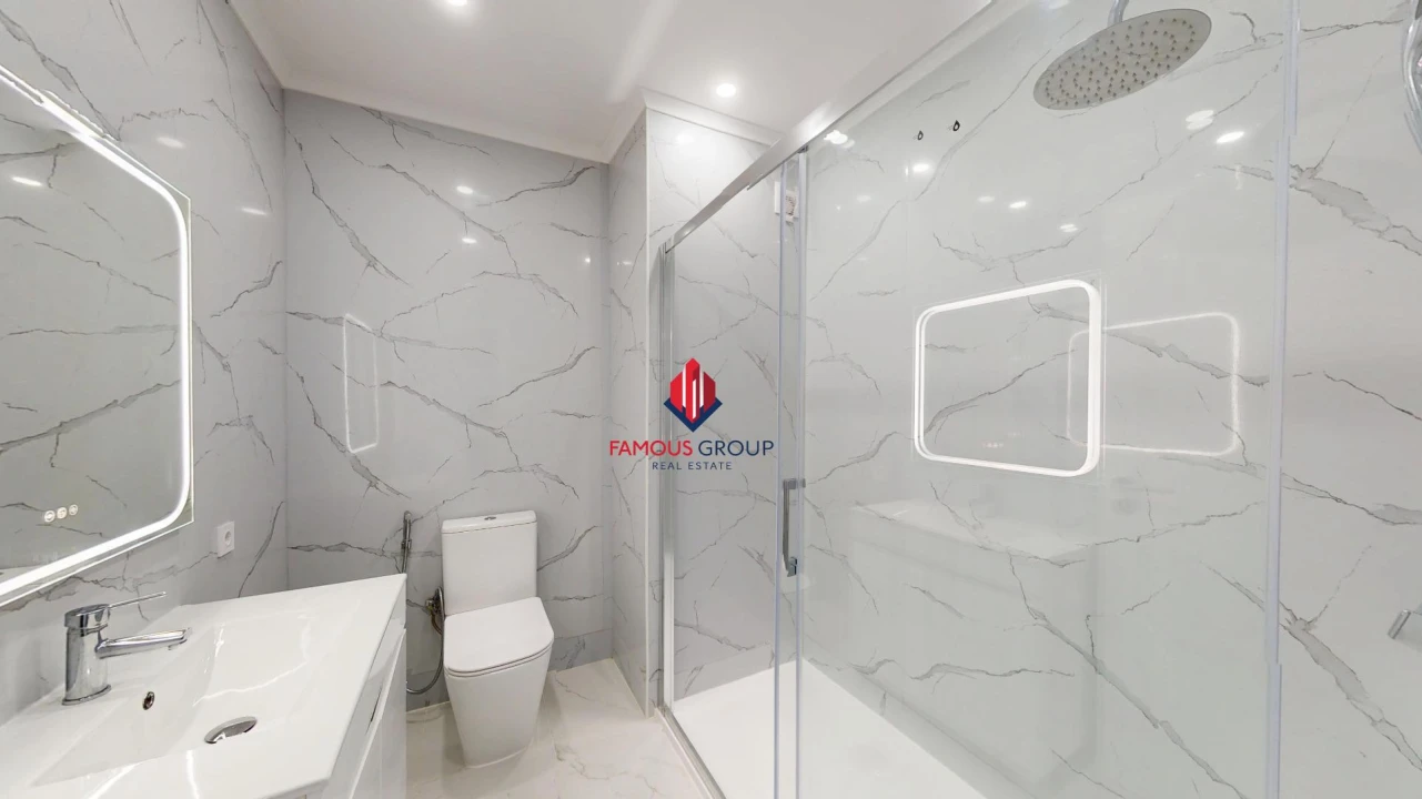 Apartamento T2 para Venda em Quarteira Foto 35