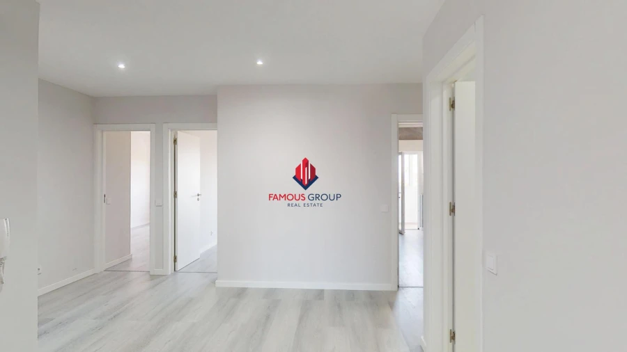 Apartamento T2 para Venda em Quarteira Foto 24