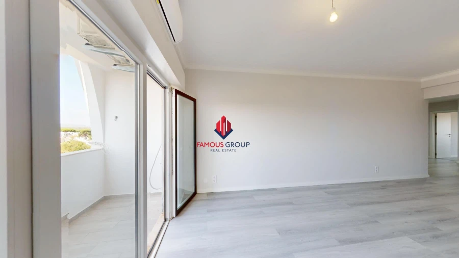 Apartamento T2 para Venda em Quarteira Foto 28