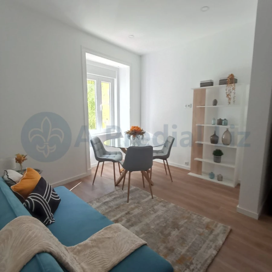Apartamento T3 para Venda em Benfica Foto 1