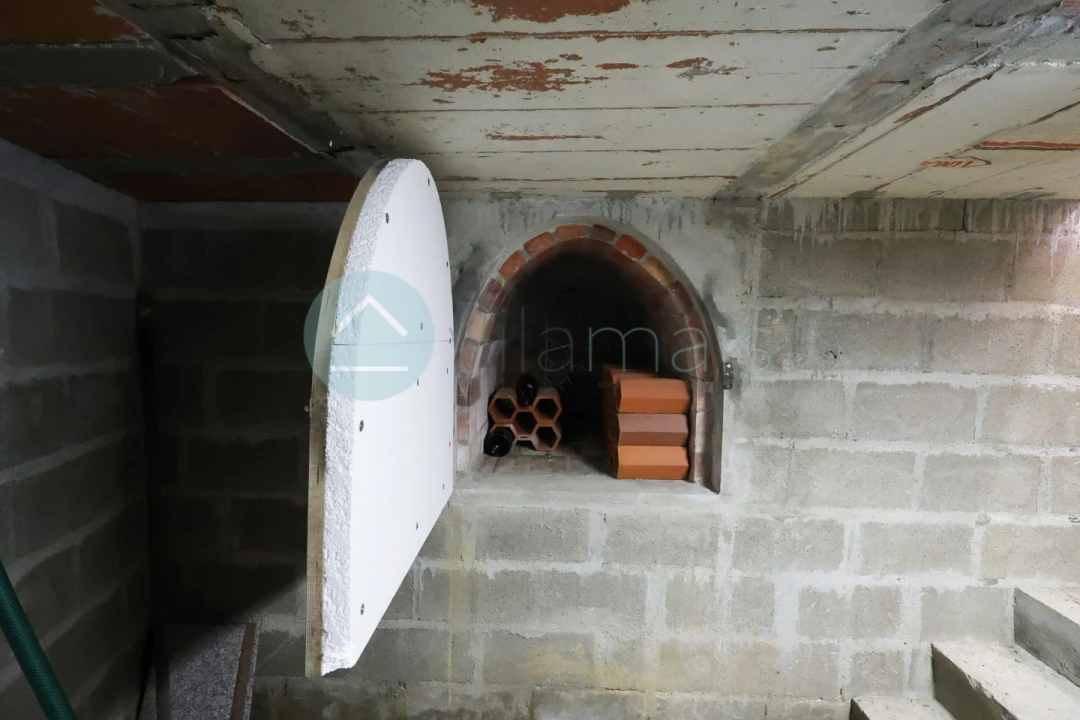 Moradia T4 para Venda em Chafe Foto 17