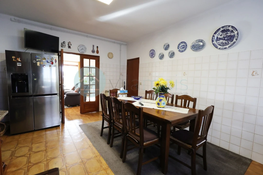 Moradia T4 para Venda em Chafe Foto 44