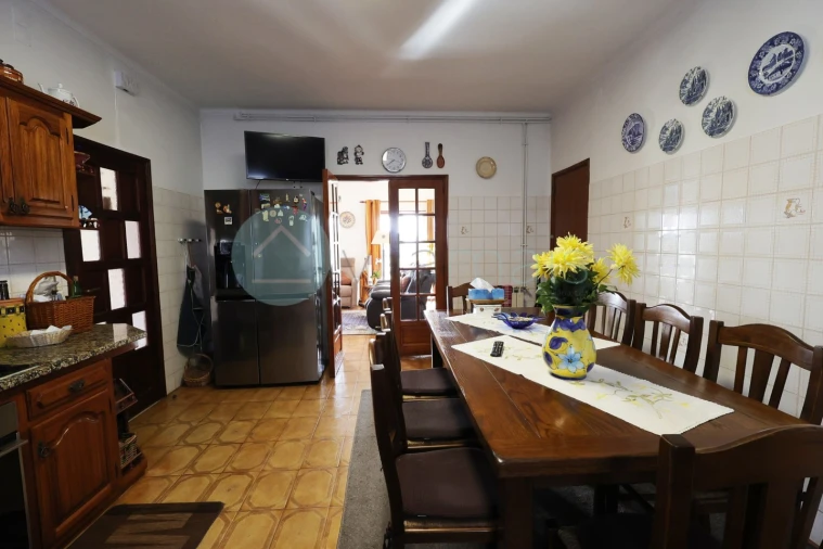 Moradia T4 para Venda em Chafe Foto 45