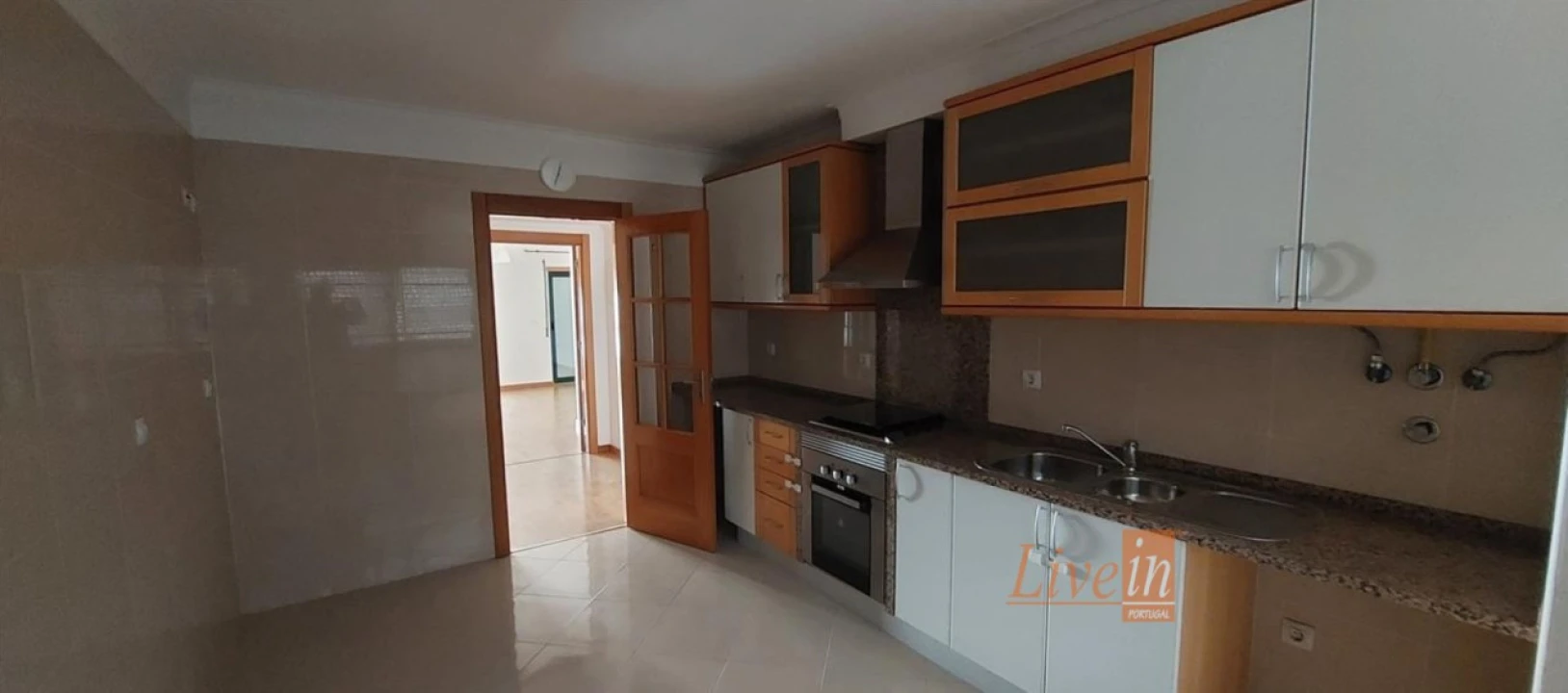 Apartamento T2 para Venda em Carregado e Cadafais Foto 1