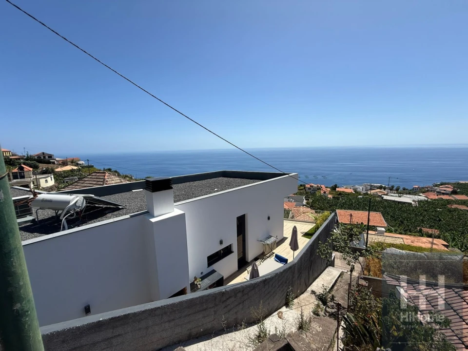 Moradia T3 para Venda em Arco da Calheta Foto 15