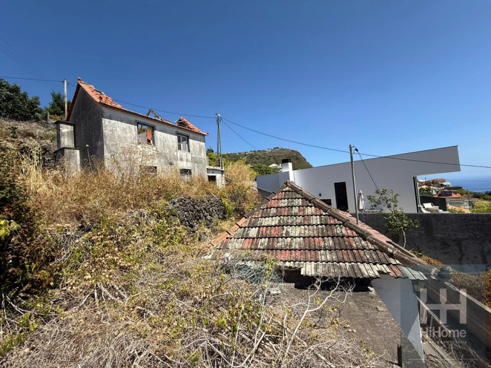 Moradia T3 para Venda em Arco da Calheta Foto 20