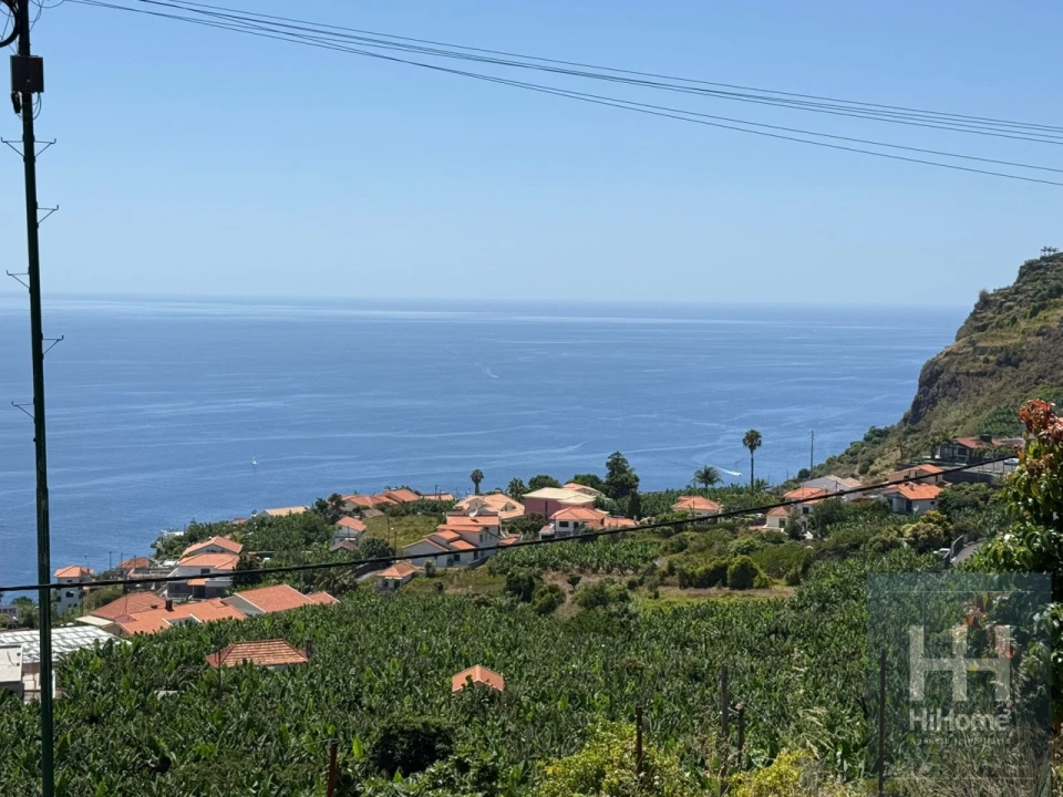 Moradia T3 para Venda em Arco da Calheta Foto 21