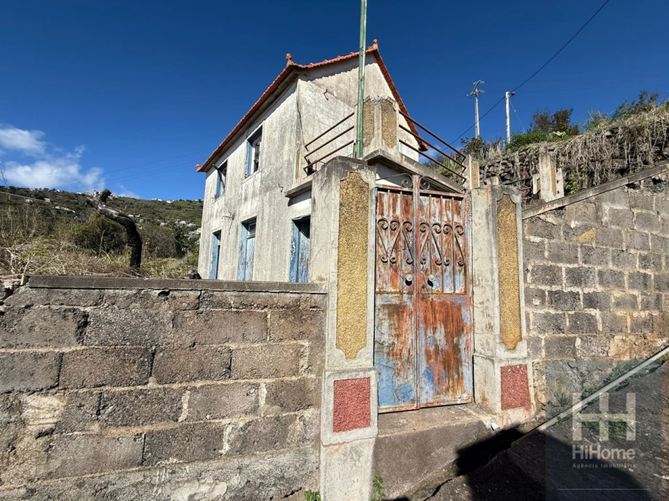 Moradia T3 para Venda em Arco da Calheta Foto 2