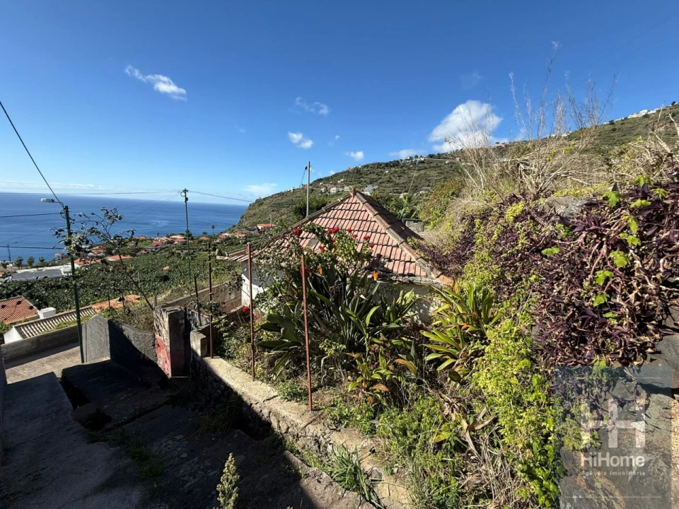 Moradia T3 para Venda em Arco da Calheta Foto 30