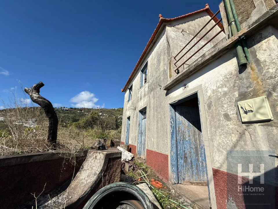 Moradia T3 para Venda em Arco da Calheta Foto 32