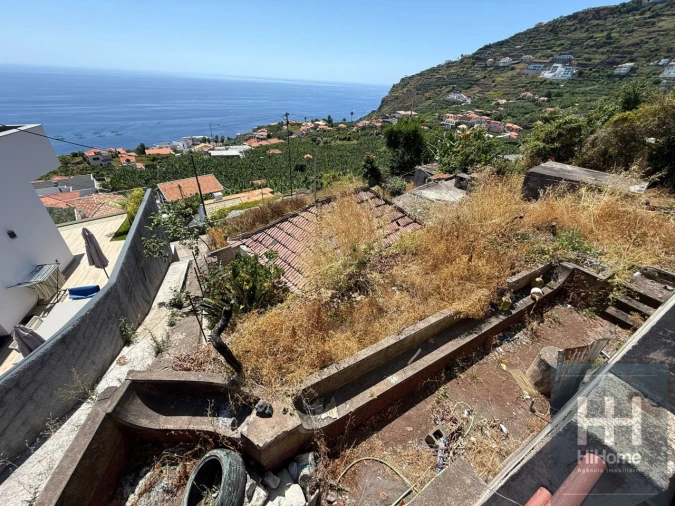 Moradia T3 para Venda em Arco da Calheta Foto 13