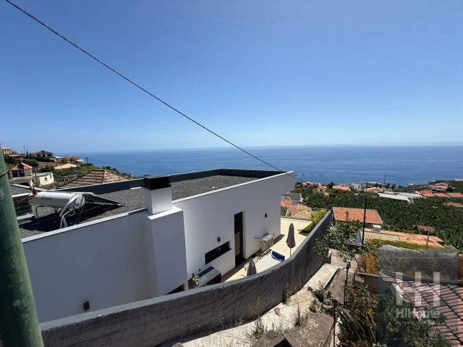 Moradia T3 para Venda em Arco da Calheta Foto 15