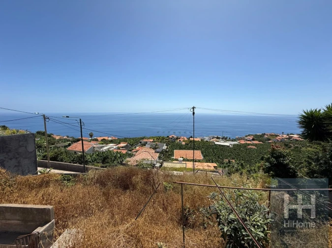 Moradia T3 para Venda em Arco da Calheta Foto 18