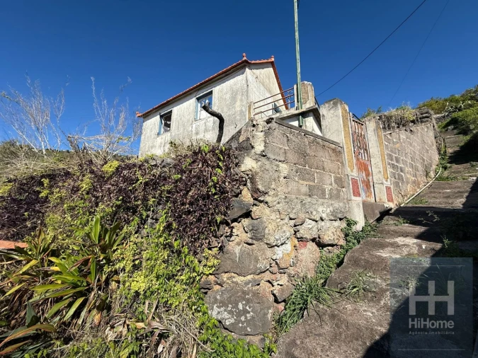 Moradia T3 para Venda em Arco da Calheta Foto 31