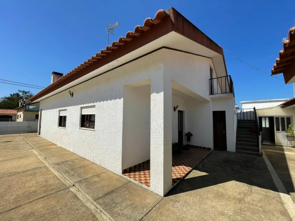 Moradia T4 para Venda em Torreira Foto 27