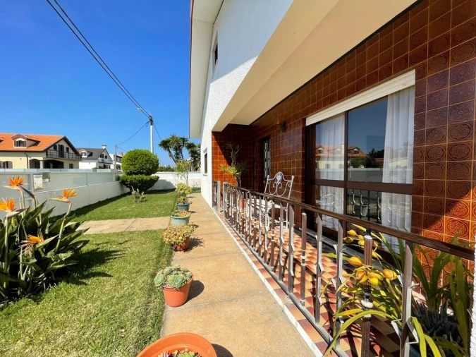 Moradia T4 para Venda em Torreira Foto 26