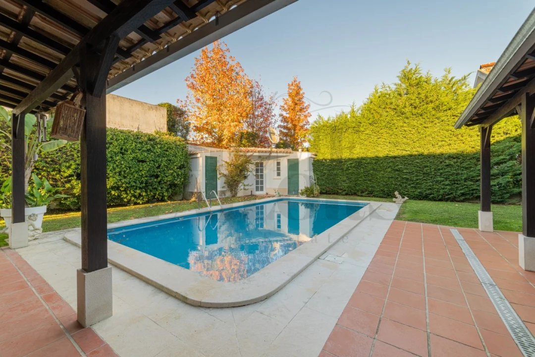 Moradia T5 para Venda em Corroios Foto 4