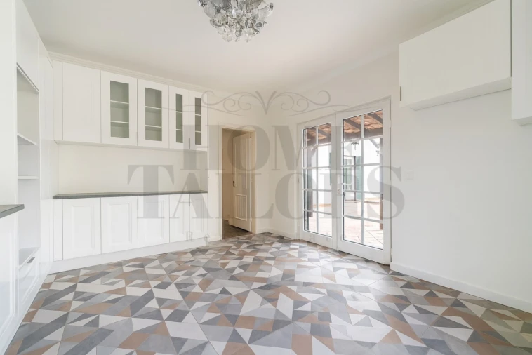 Moradia T5 para Venda em Corroios Foto 12