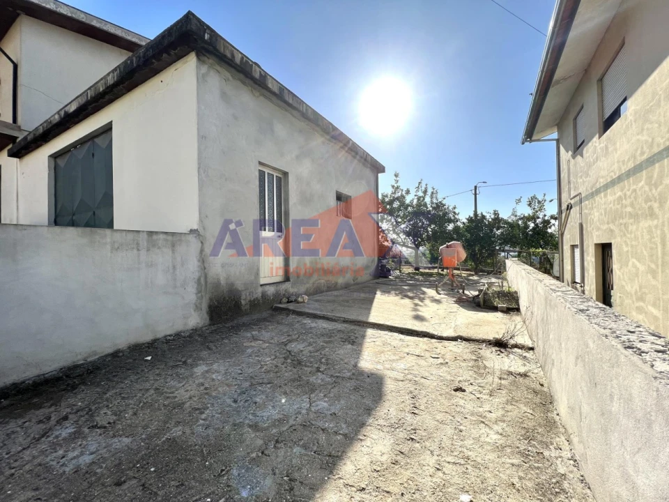 Moradia T3 para Venda em Vila de Cucujães Foto 26