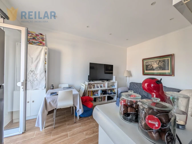 Apartamento T2 para Venda em Marvila Foto 8