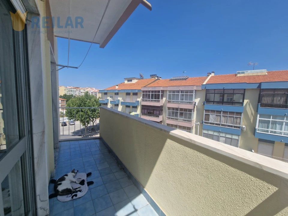 Apartamento T2 para Venda em Póvoa de Santa Iria e Forte da Casa Foto 27