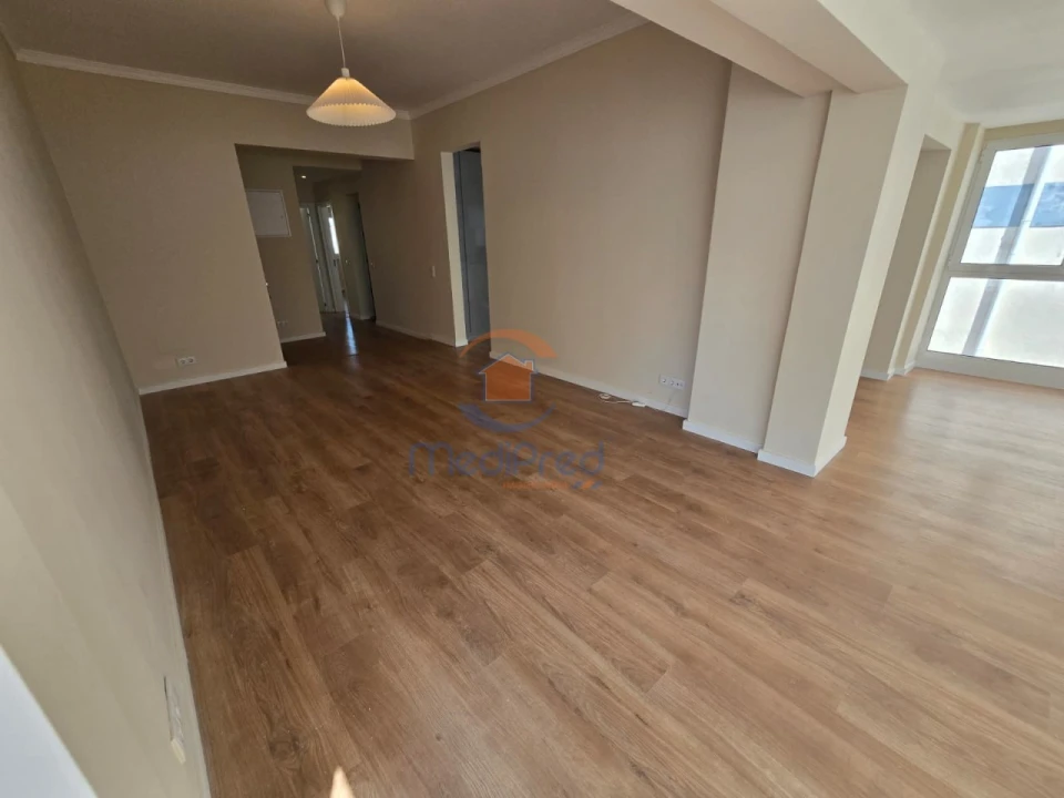 Apartamento T3 para Venda em Odivelas Foto 7