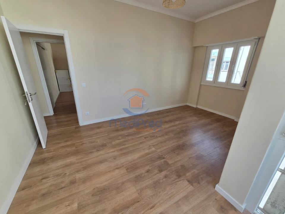 Apartamento T3 para Venda em Odivelas Foto 18