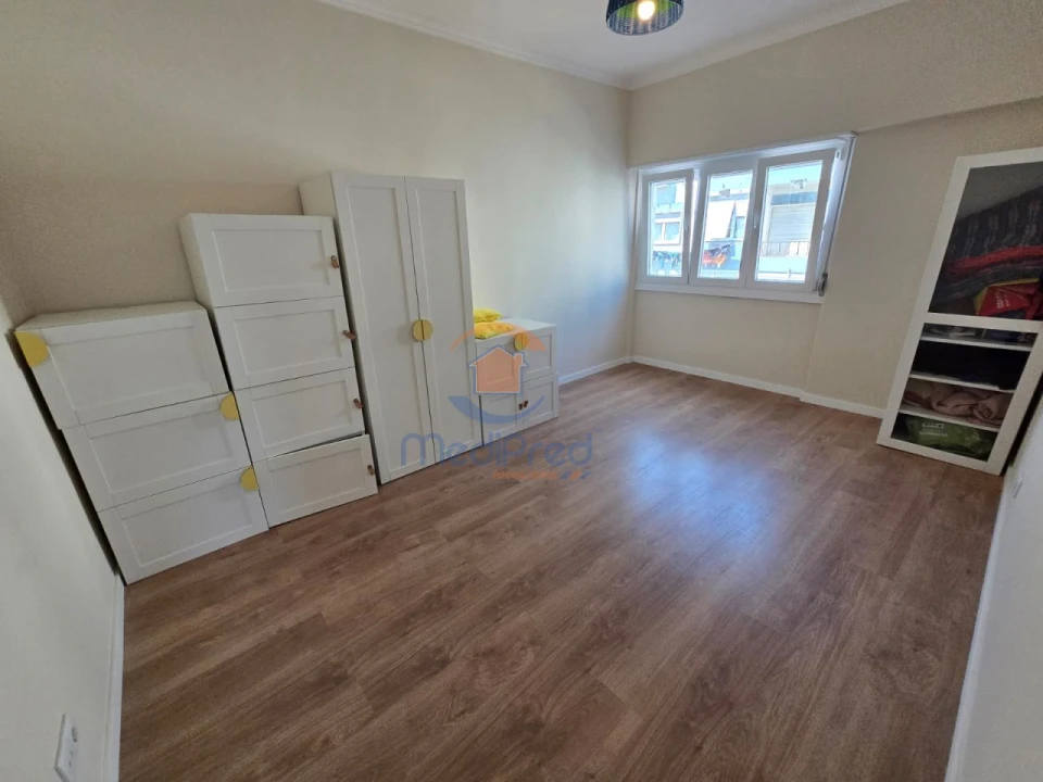 Apartamento T3 para Venda em Odivelas Foto 19