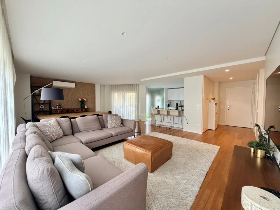 Apartamento T3 para Arrendamento em Canidelo Foto 1