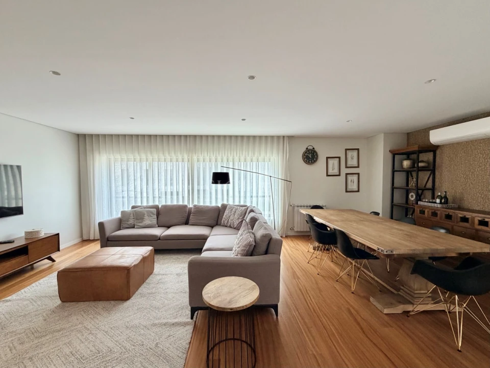 Apartamento T3 para Arrendamento em Canidelo Foto 5