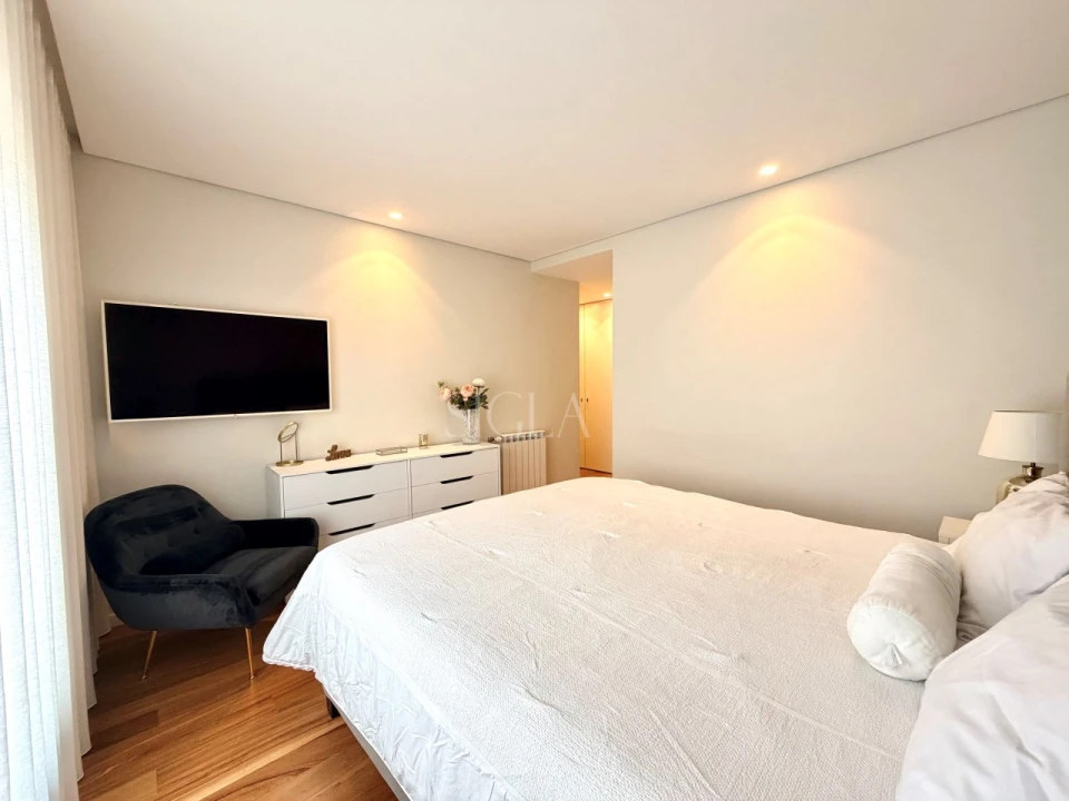 Apartamento T3 para Arrendamento em Canidelo Foto 12