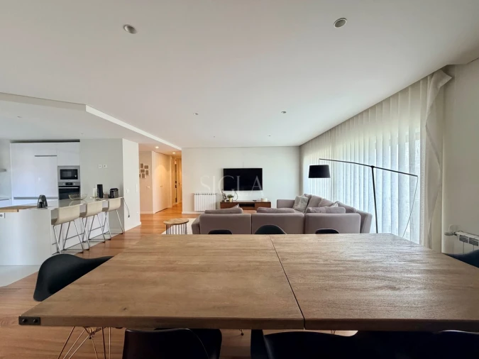 Apartamento T3 para Arrendamento em Canidelo Foto 3