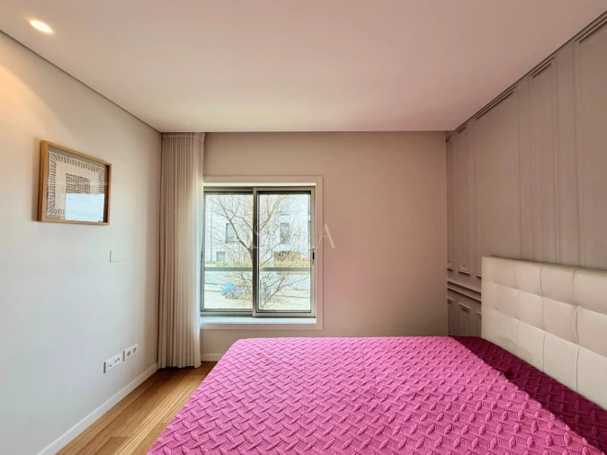 Apartamento T3 para Arrendamento em Canidelo Foto 16