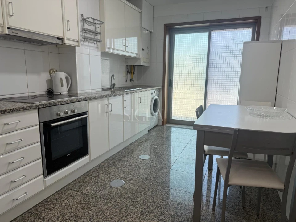 Apartamento T2 para Arrendamento em Canidelo Foto 4