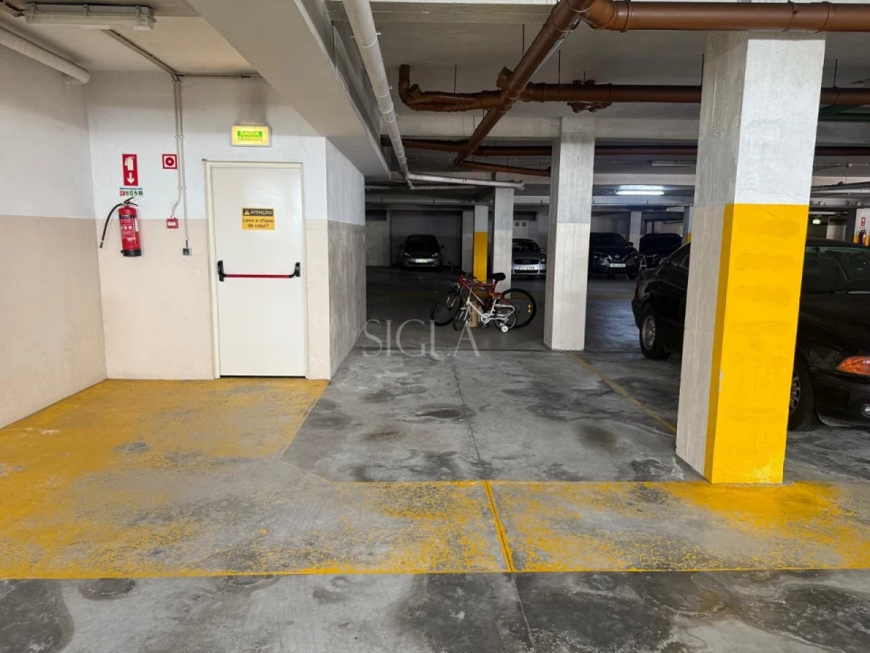 Apartamento T2 para Arrendamento em Canidelo Foto 13