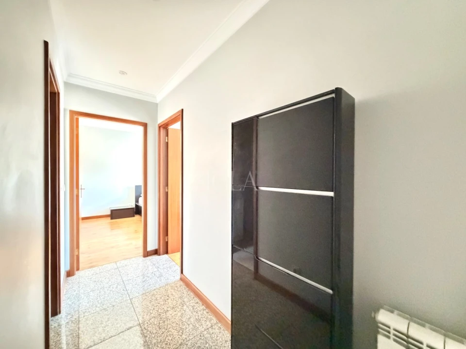 Apartamento T2 para Arrendamento em Canidelo Foto 13
