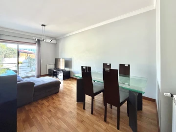 Apartamento T2 para Arrendamento em Canidelo