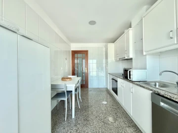 Apartamento T2 para Arrendamento em Canidelo