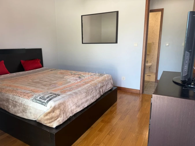 Apartamento T2 para Arrendamento em Canidelo Foto 11
