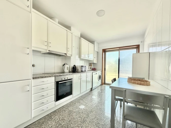 Apartamento T2 para Arrendamento em Canidelo Foto 10