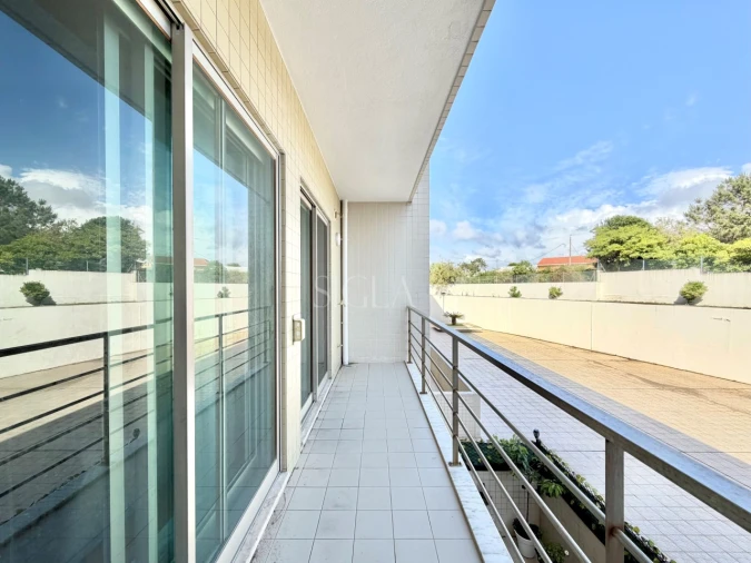 Apartamento T2 para Arrendamento em Canidelo Foto 18
