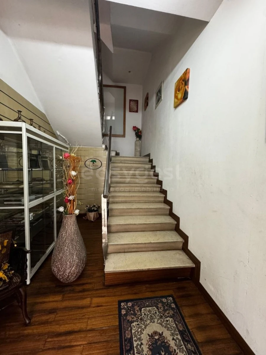 Prédio para Venda em Sé Nova, Santa Cruz, Almedina e São Bartolomeu Foto 12