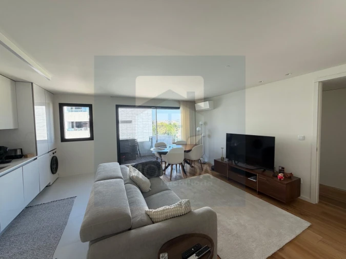 Apartamento T2 para Venda em Oliveira do Douro Foto 2