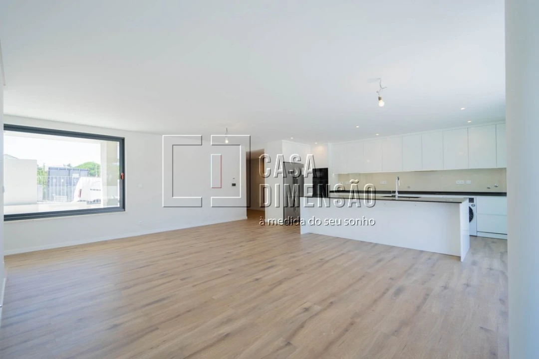 Moradia T3 para Venda em Barcarena Foto 9