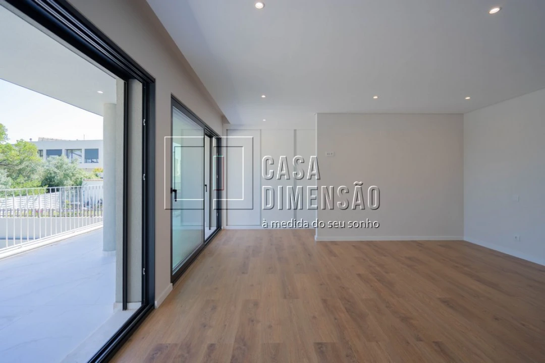 Moradia T3 para Venda em Barcarena Foto 37