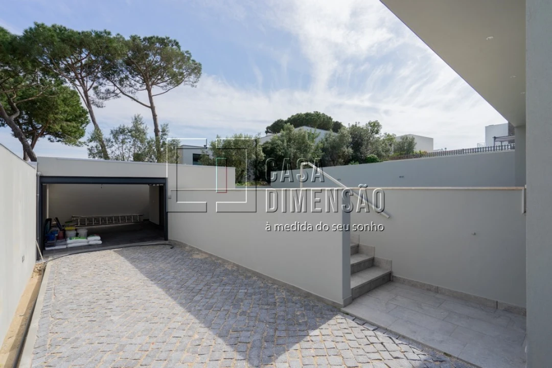 Moradia T3 para Venda em Barcarena Foto 87